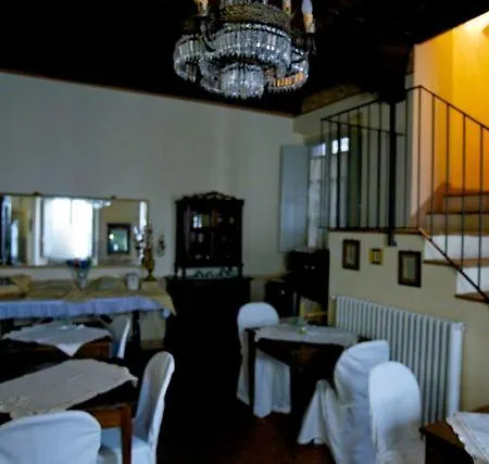 Couette-café Dolce Maria 3*